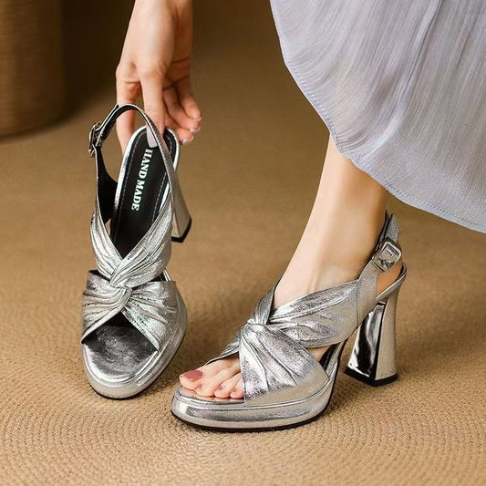 Sandales rétro pour femme – Fait main, style luxe discret et original