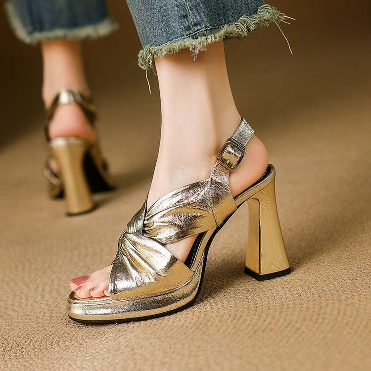 Sandales rétro pour femme – Fait main, style luxe discret et original